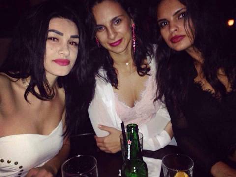 Belle ragazze da conoscere in Romania per la festa di Halloween 2017